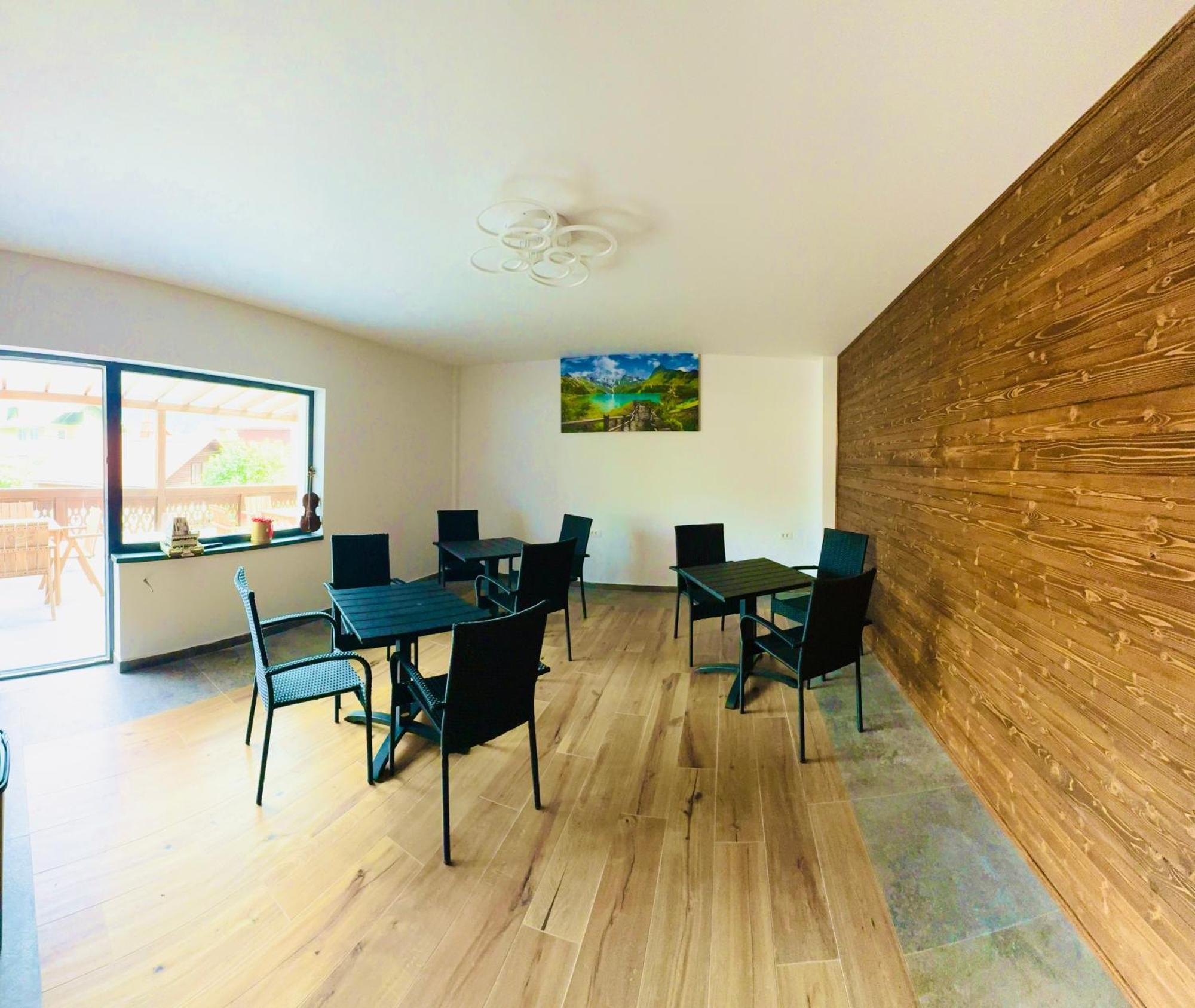 Casa Belcin Spa&Retreat Buşteni エクステリア 写真
