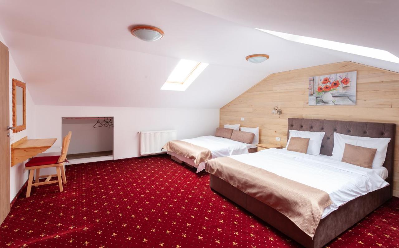 Casa Belcin Spa&Retreat Buşteni エクステリア 写真